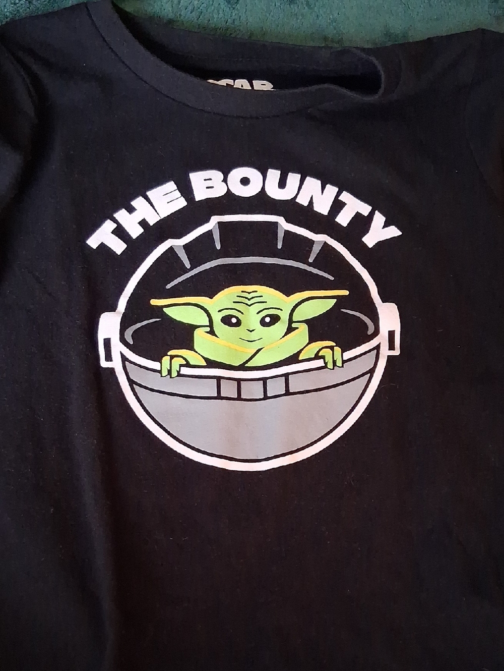 Star Wars 'The Bounty' Baby Yoda Graphic Tee - Black